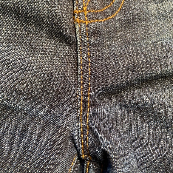 J Brand Skinny Leg High Rise Jeans in Divine - Picture 7 of 9